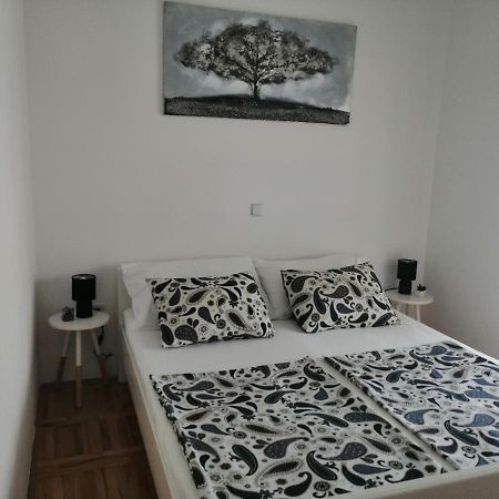 Apartamento Deny Žaborić Exterior foto