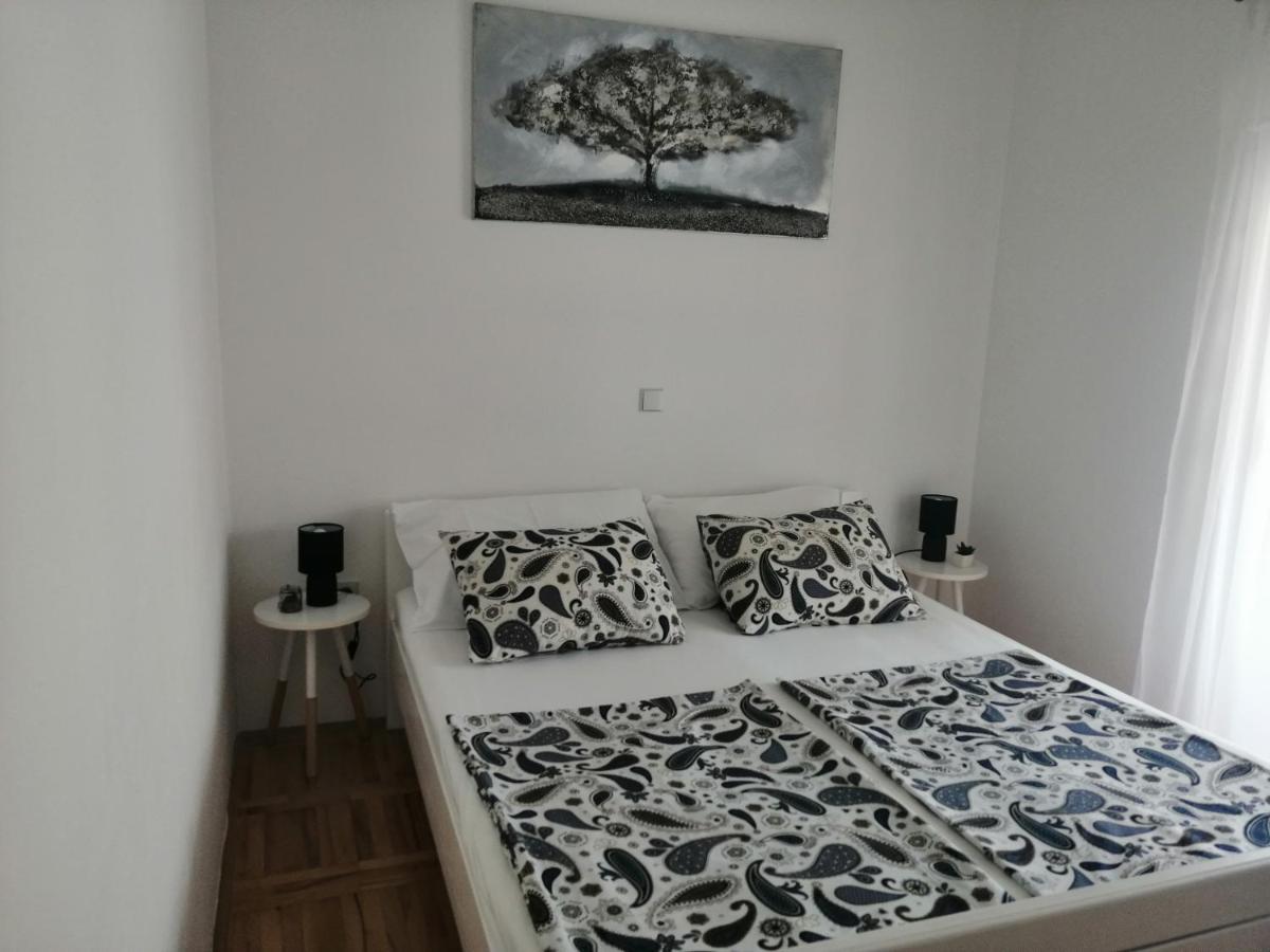 Apartamento Deny Žaborić Exterior foto
