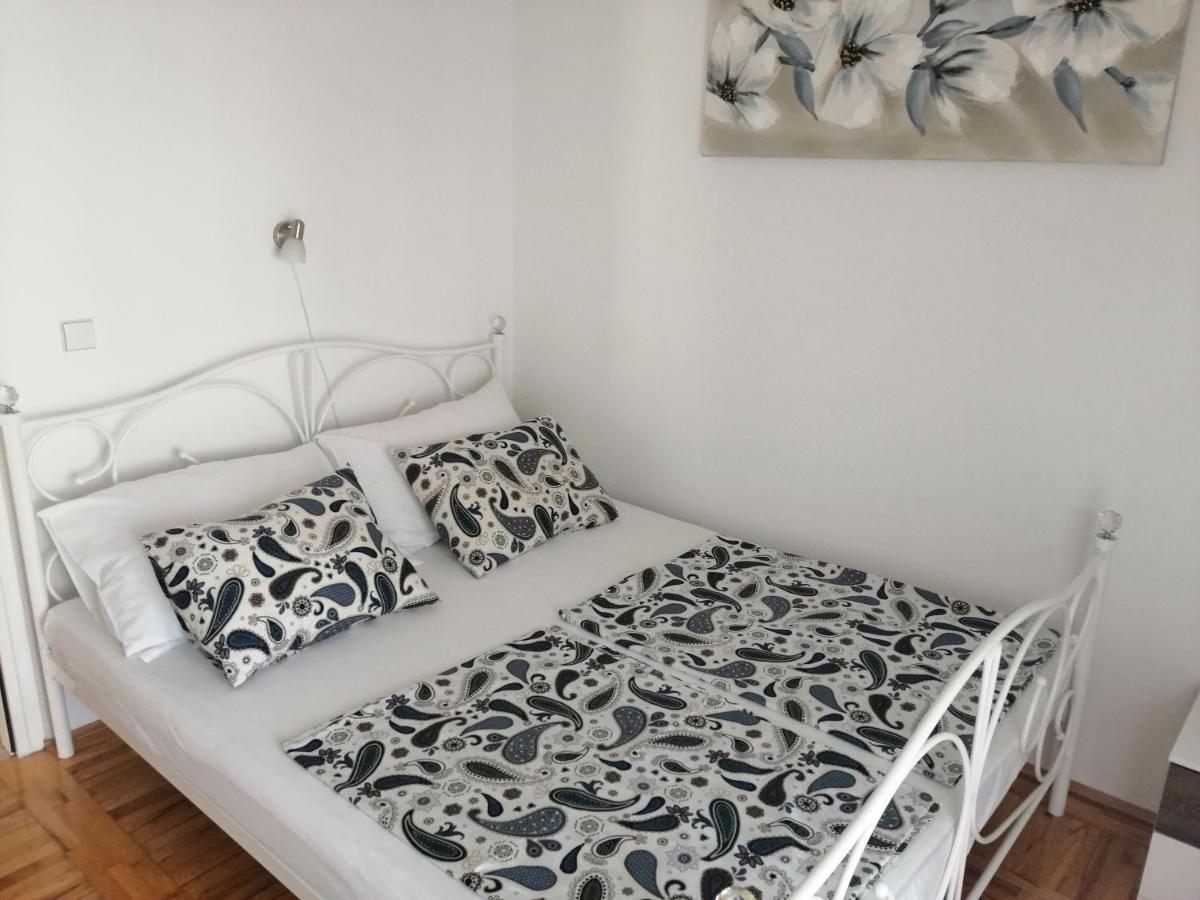 Apartamento Deny Žaborić Exterior foto
